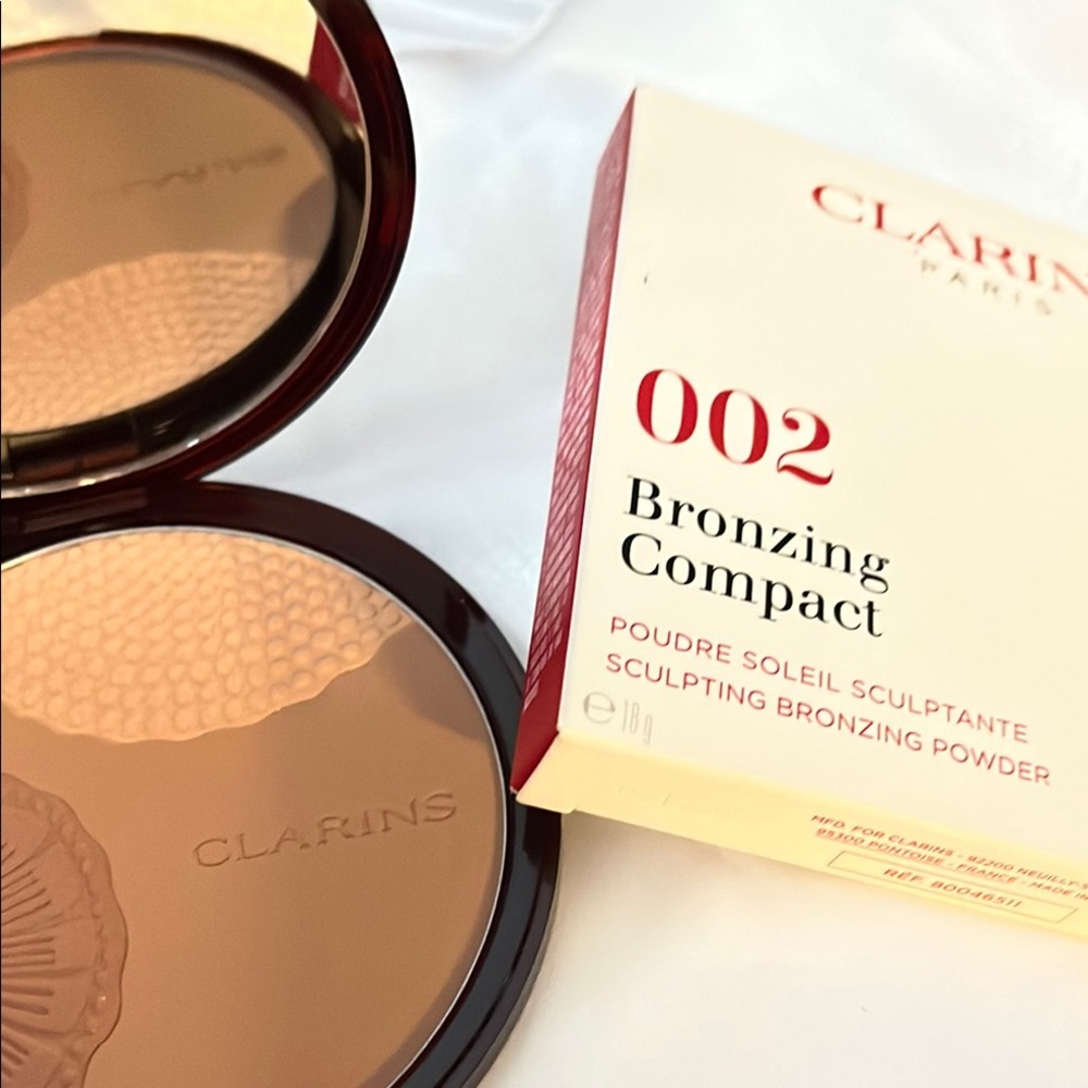 Clarins Bronzer Compact 002 Natural Glow